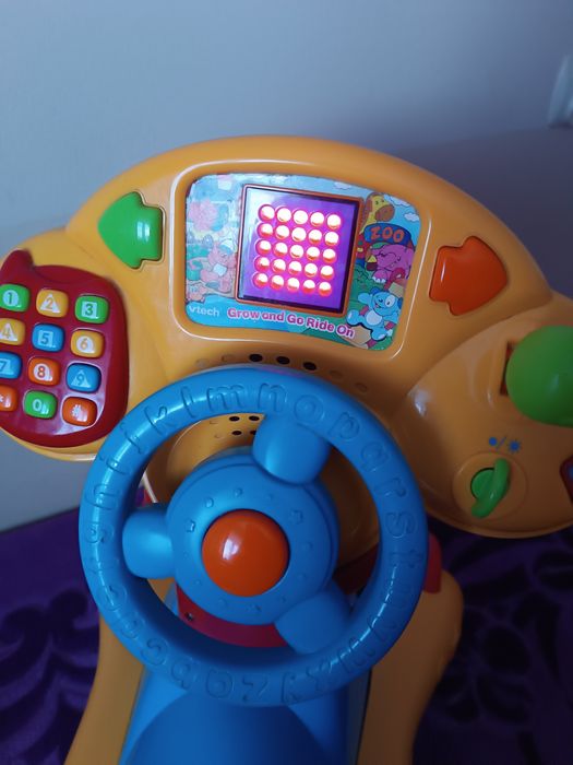 Vtech Jeździk Pchacz Bujak interaktywny 3w1