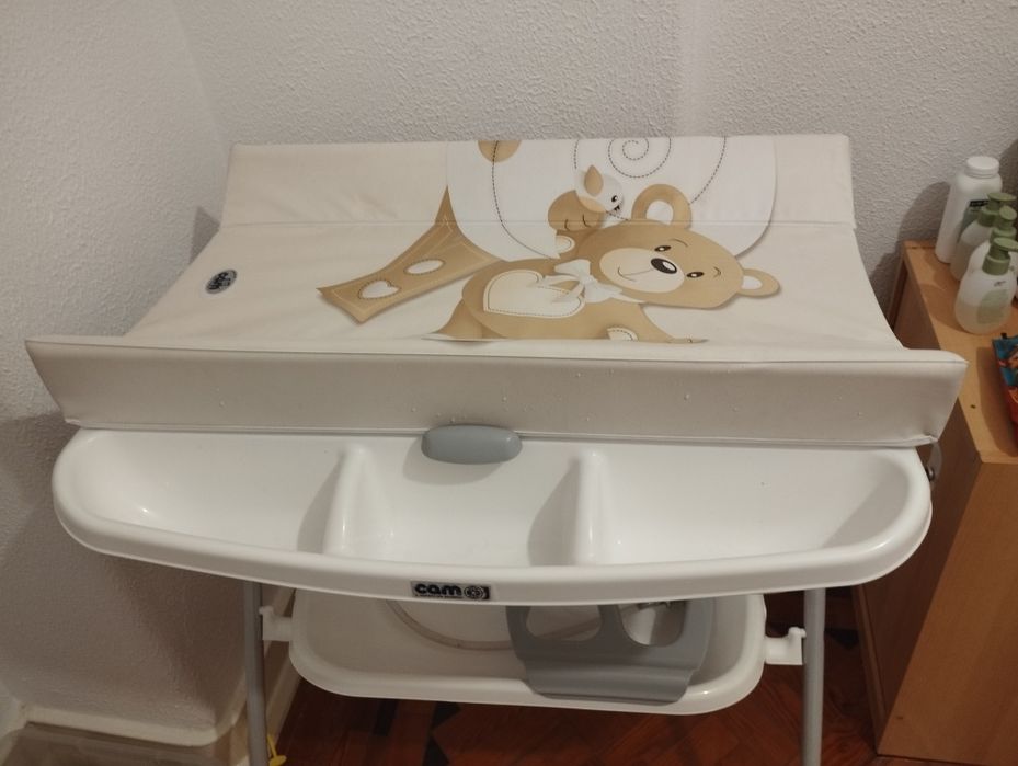 Banheira com suporte - semi nova