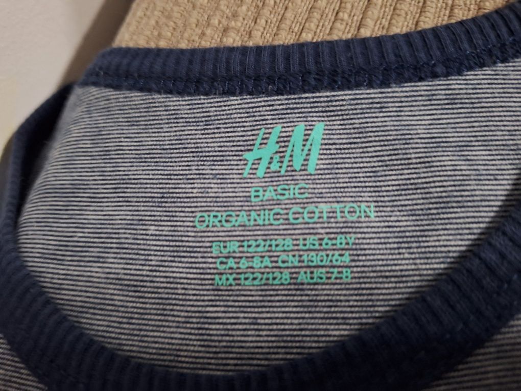 H&M podkoszulki 100% bawełna 4 sztuki rozm. 122 / 128