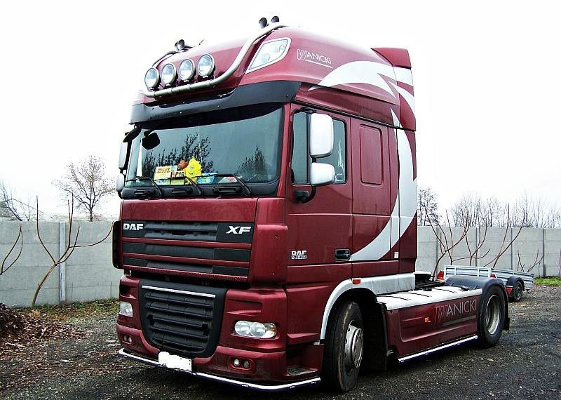 Orurowanie miedzyosiowe, boczne, pod zbiornik  Daf XF 105