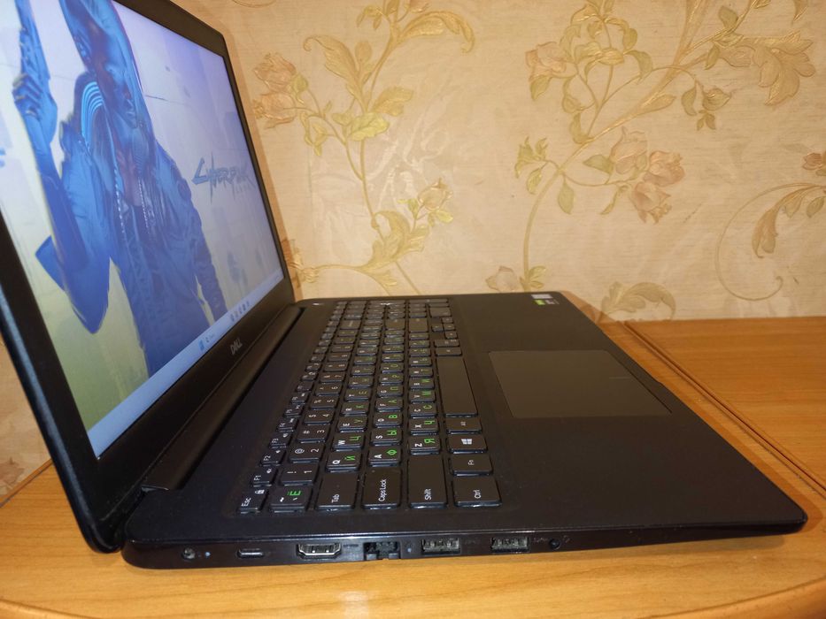 Игровой Видео GTX 1650  (4 ГБ)  Core i5 8265U/ 16 DDR4/ SSD/ Dell 86