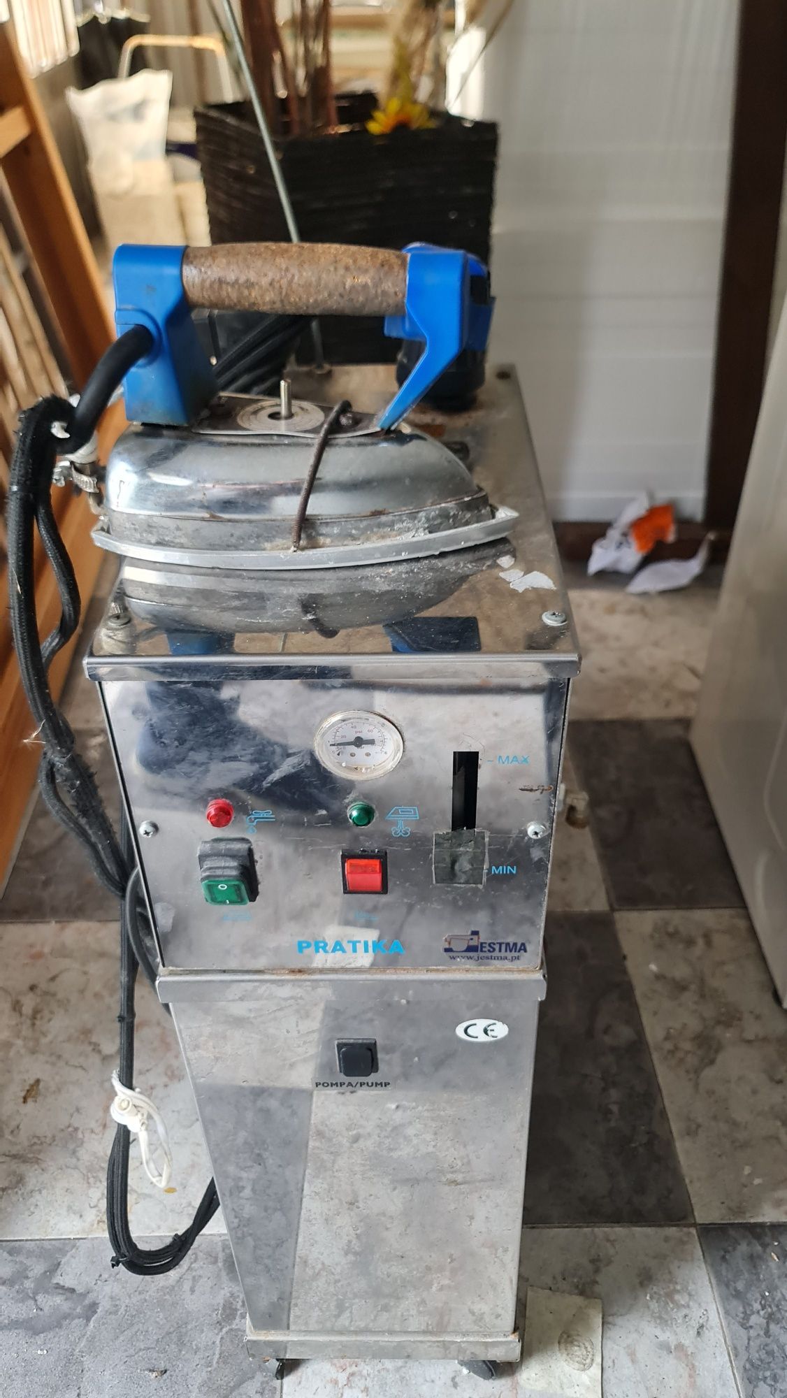 Ferro e caldeira semi industrial pratika comel