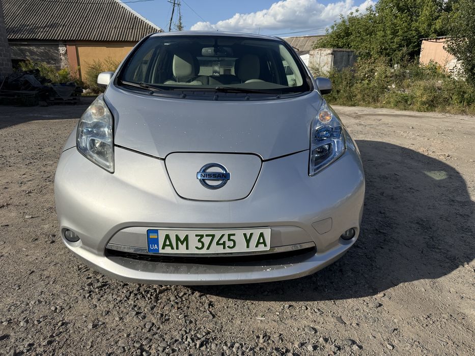 Нісан Ліф Nissan Leaf в гарному стані від власника
