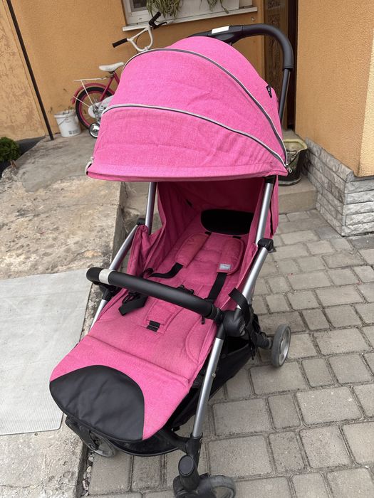 Прогулянкова коляска Chicco