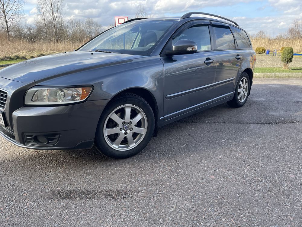 Volvo V50 2010р