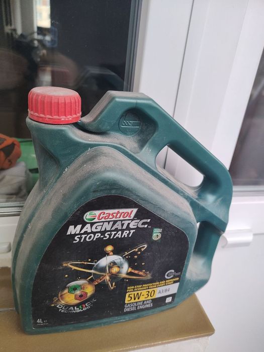Масло Castrol Magnatec A3/B4 5W-30 Start-stop (4 л)