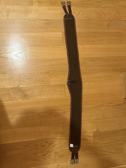 Brązowy popręg 145cm