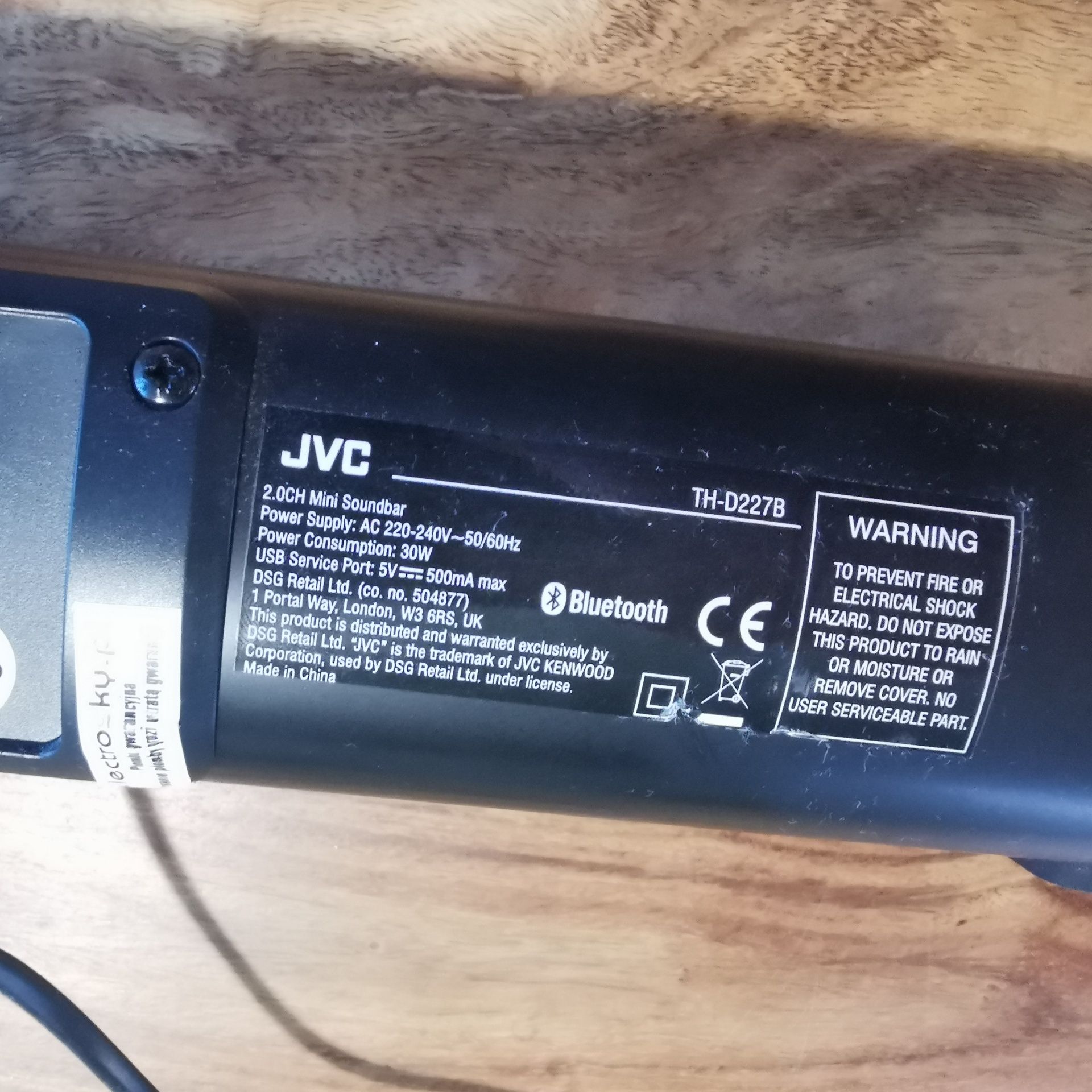 Soundbar JVC TH-D227B + pilot