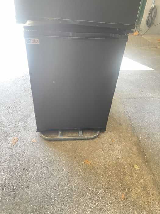 Dois frigobar de quarto a funcionar bem cada 50euros