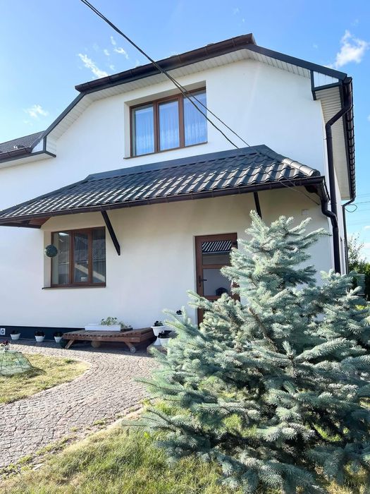 Продається будинок в Смиківцях