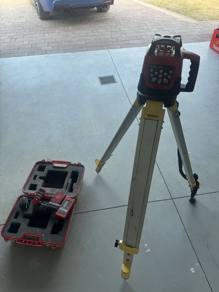 Niwelator Rotary Laser Geosurver