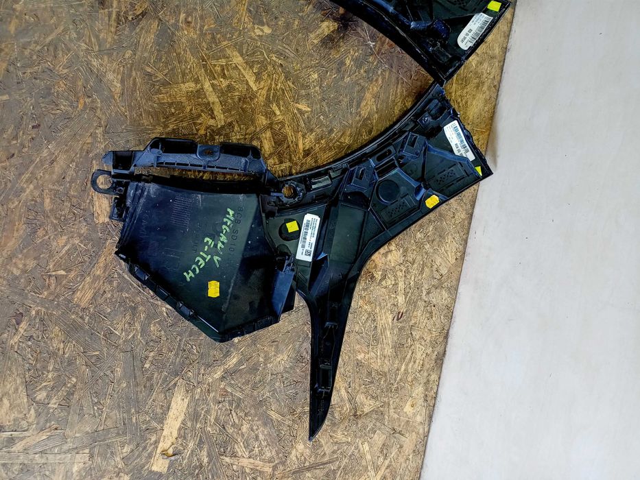 Renault Megane 5 E-tech bok zderzaka wloty powietrza prawy lewy