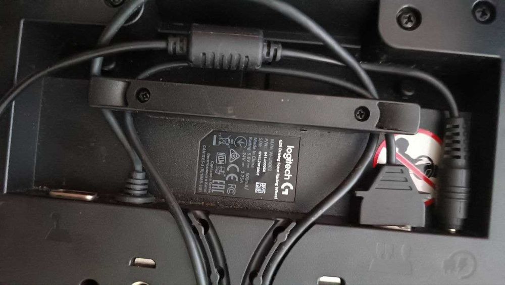 Руль и педали Logitech G29 Driving Force Racing Wheel