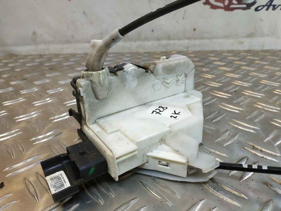 Peugeot/Citroen 5008 2009-16 замок дверей перед R 6 пін ZK0728 9800623
