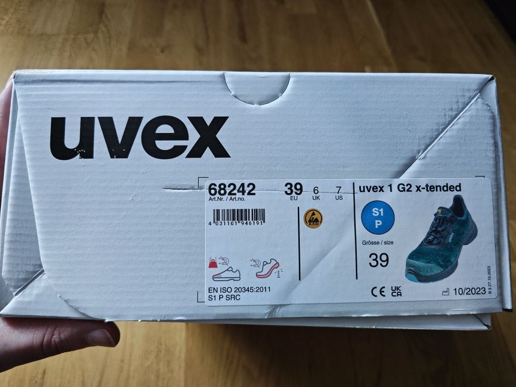 Buty Uvex  robocze 68242 rozmiar 39 obuwie ochronne