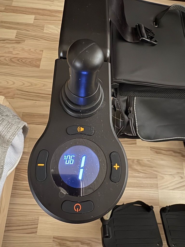 Chodzik wózek elektryczny MULTIPLUS(GWARANCJA)