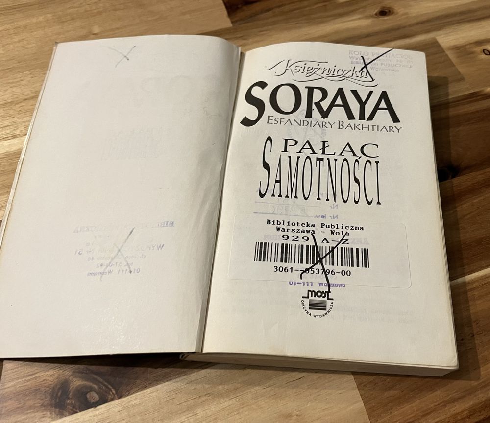 Pałac samotności Soraya Esfandiary Bakhtiary