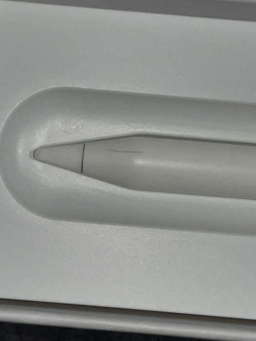 Продаю Apple pencil 2