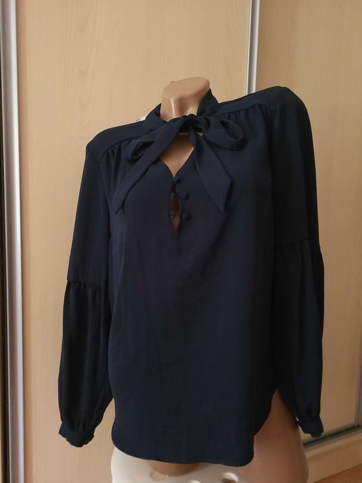 нова повітряна блуза із зав'язка primark р. 38