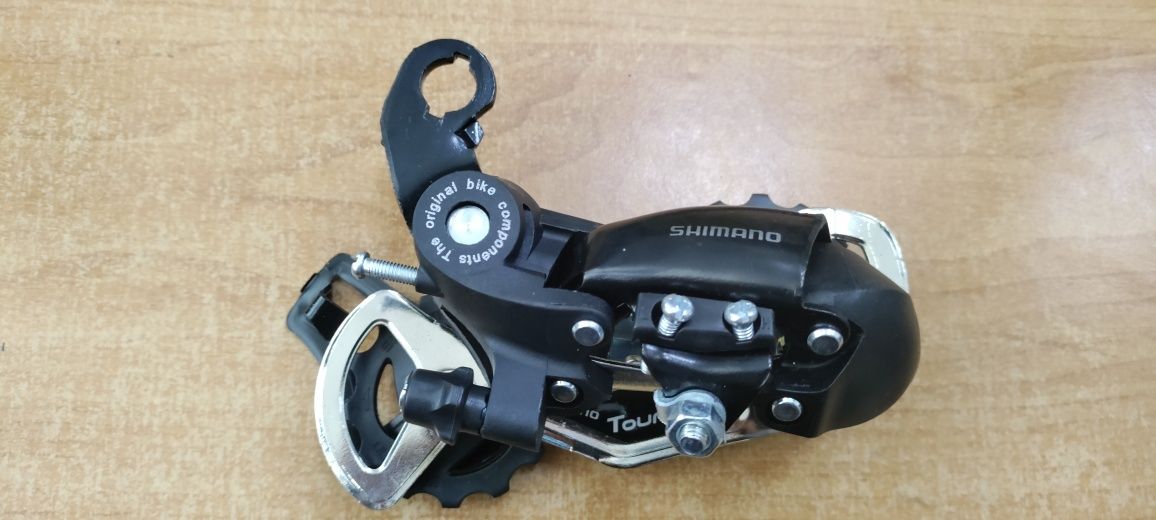 Велосипедный переключатель задний компаньола Shimano RD-TX35