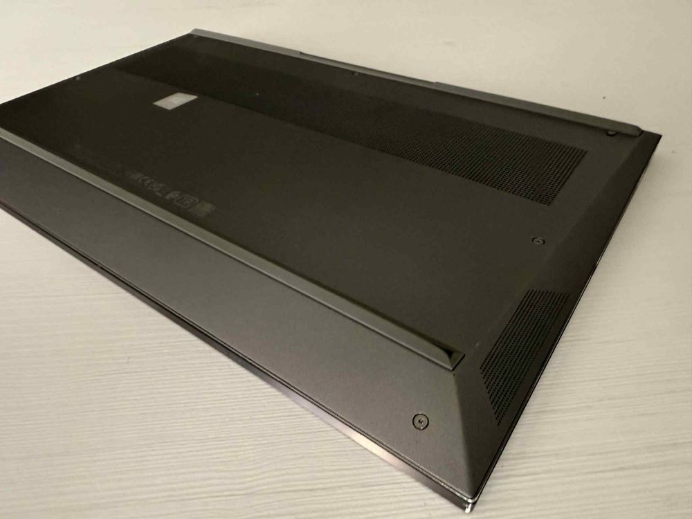 laptop HP ZBook Studio 15 G8  RTX3070
