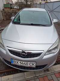 Opel Astra j sports tourer