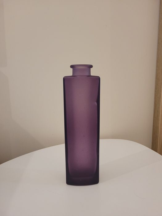 Wazon szklany fioletowy 21 cm – dekoracyjny