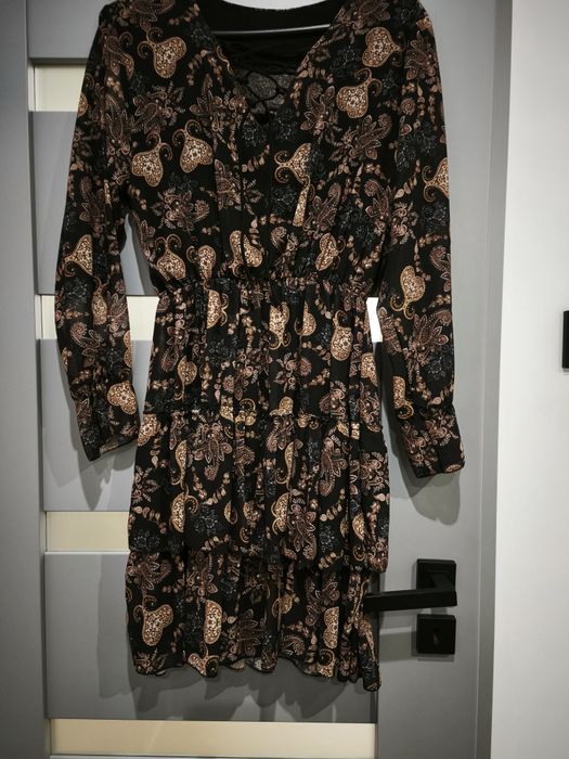 Sukienka 36/38 s/m jak nowa