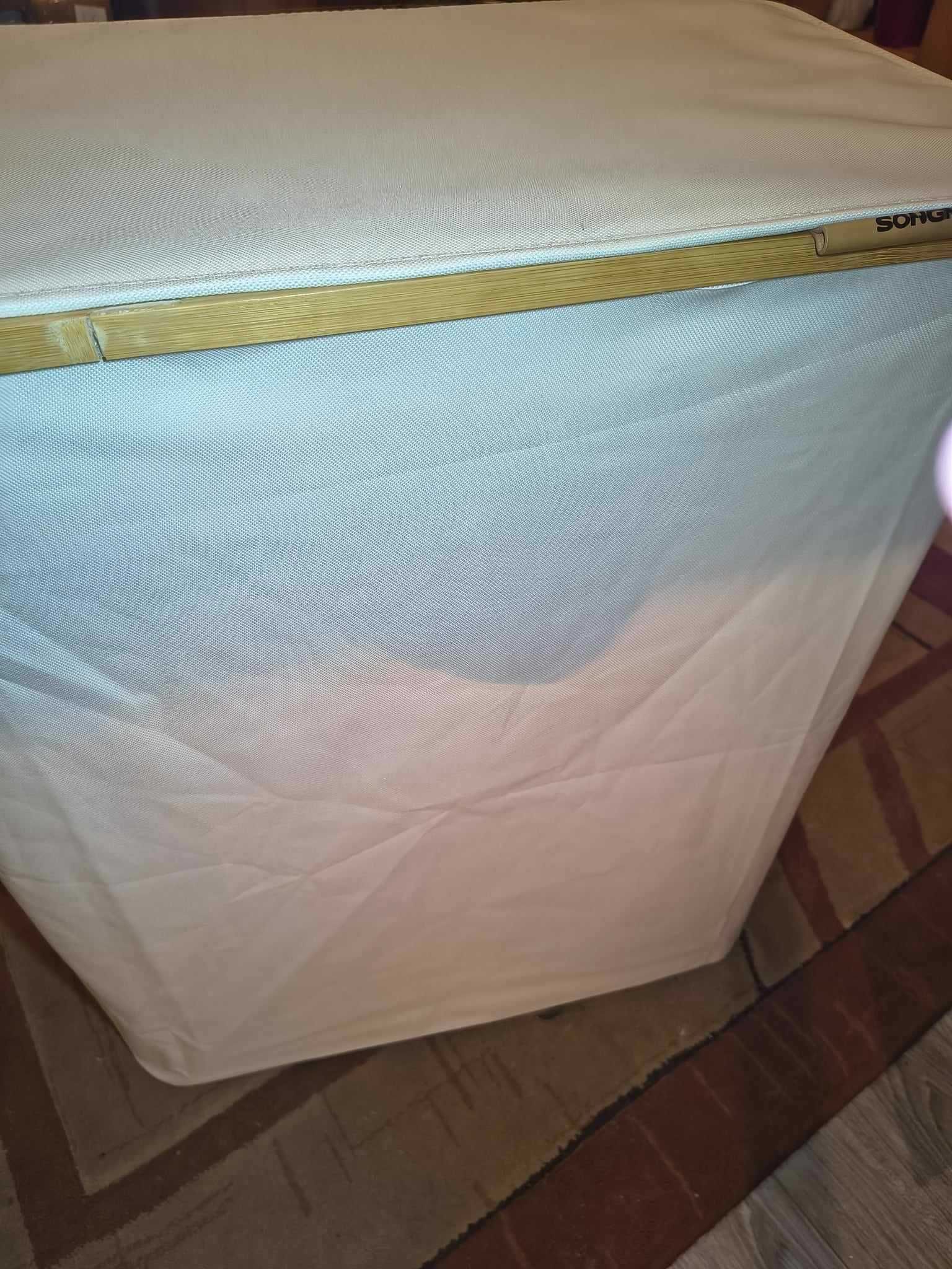 Kosz na pranie 150L 3 komory materiałowy, składany z pokrywą. WADA