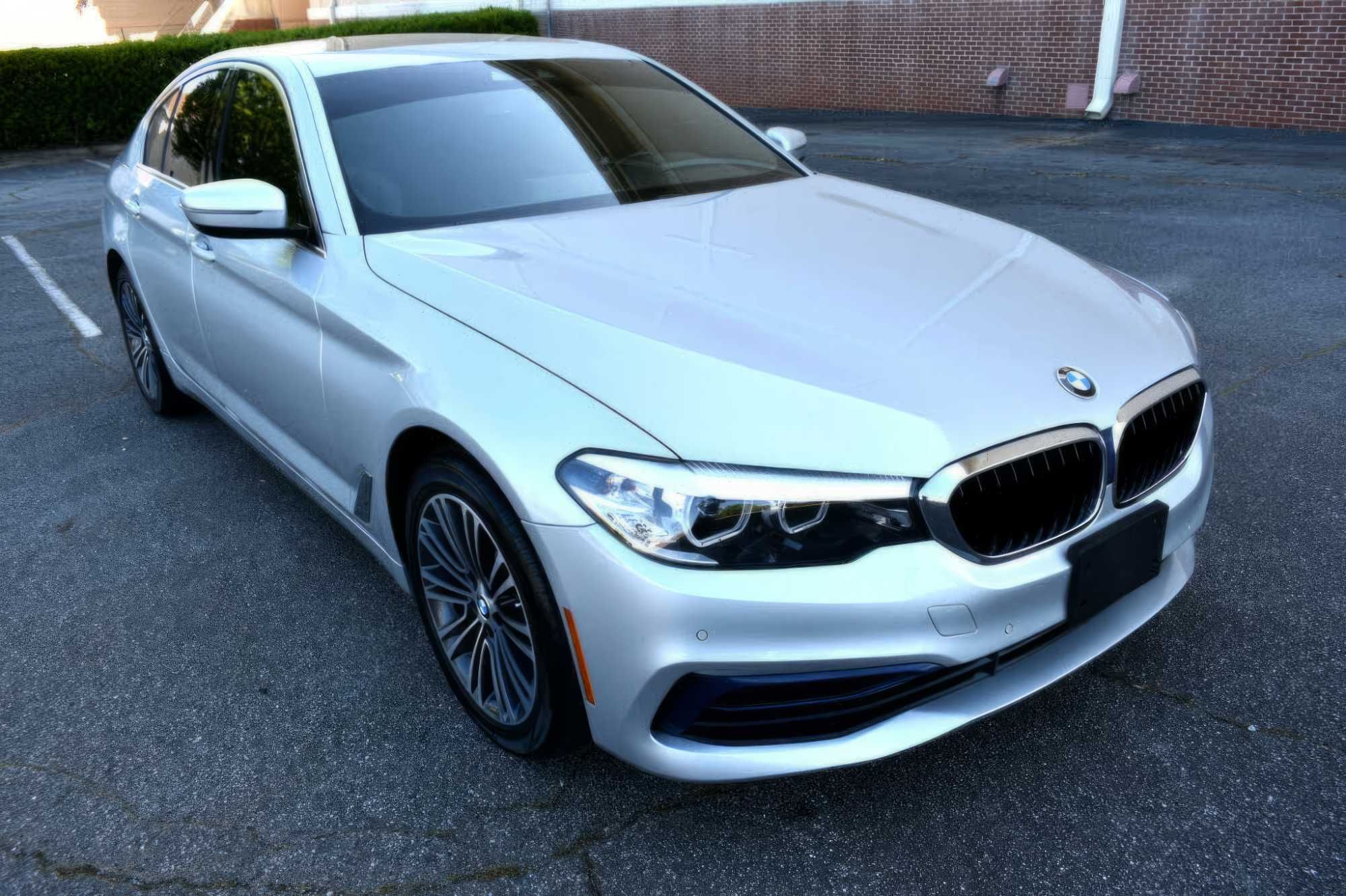 2019 BMW 5 Series 530i
