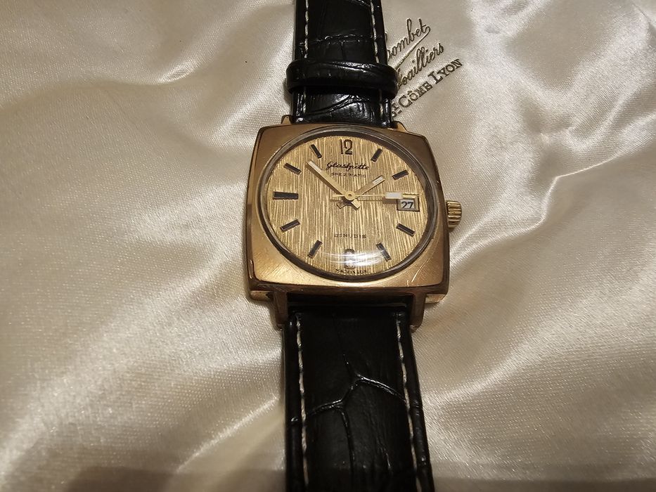 Zegarek Glashutte i katalogi Omega Longines Oris Tissot Eterna Certina