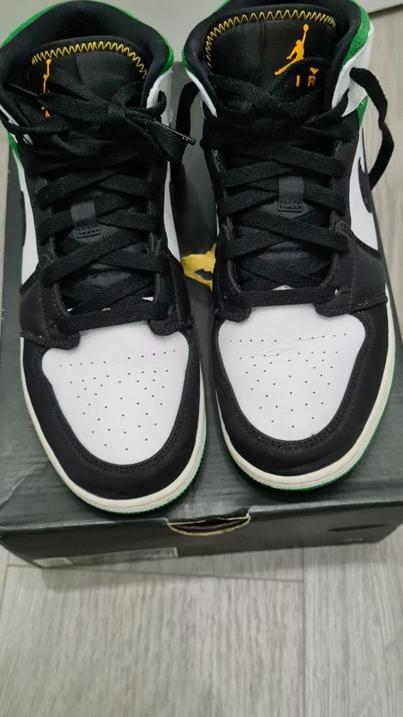 Air Jordan 1 Mid Oakland 9/10 Originais