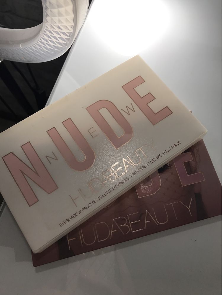 Палетка тіней Нuda beauty the new nude eyeshadow palette