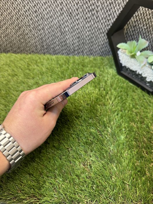 iPhone 14 Pro Max 256Gb АКБ 95% Neverlock Deep Purple Айфон