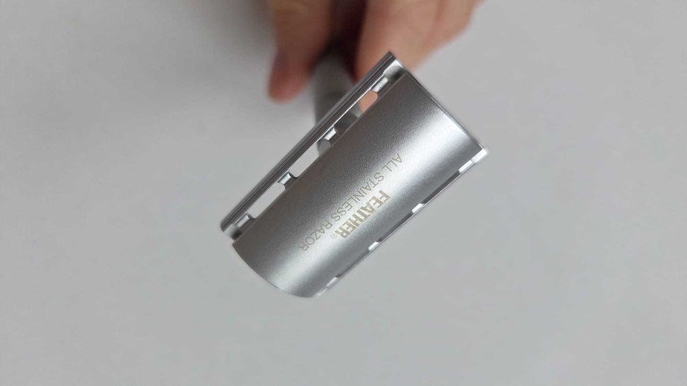 Maszynka Feather AS-D2