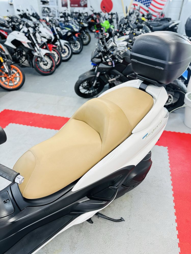 скутер Yamaha Majesty 400cc в ідеальному стані тільки з Японії