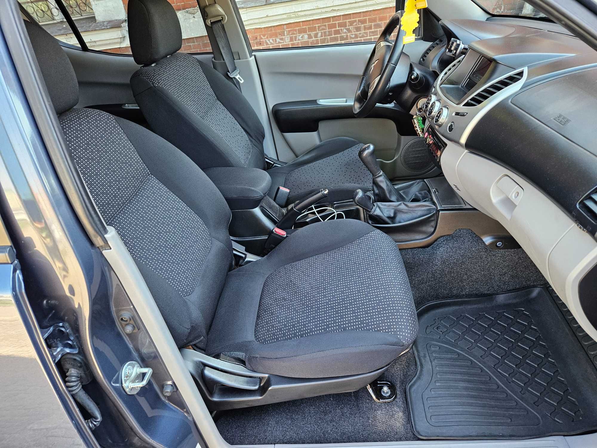 Mitsubishi L200 salon Polska 2gi właściciel od nowości