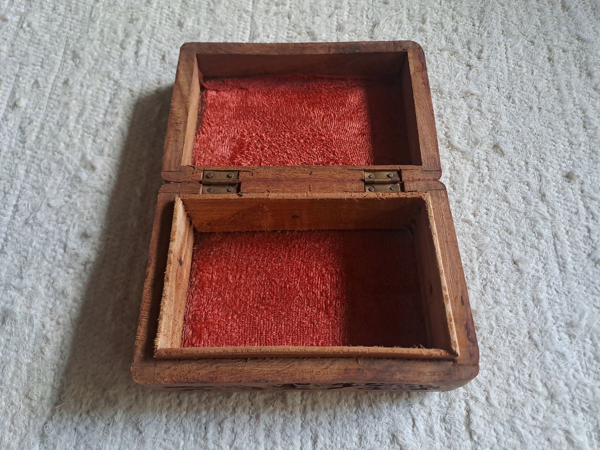 Guarda-jóias/Caixa de madeira de origem indiana