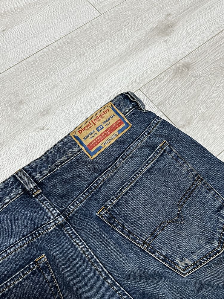 Широкі джинси Diesel
