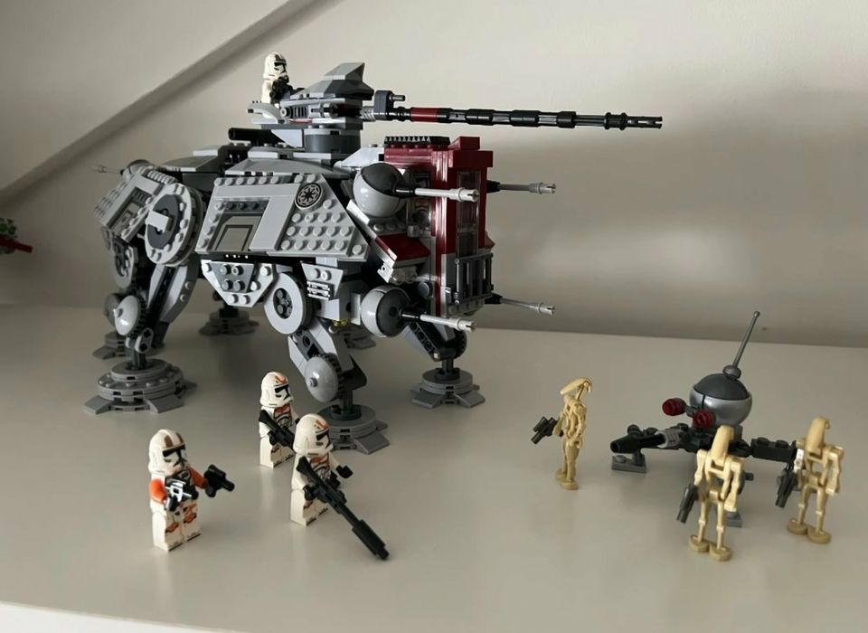 Конструктор Шагоход AT - TE Walker космические войны Star Wars 1082 шт
