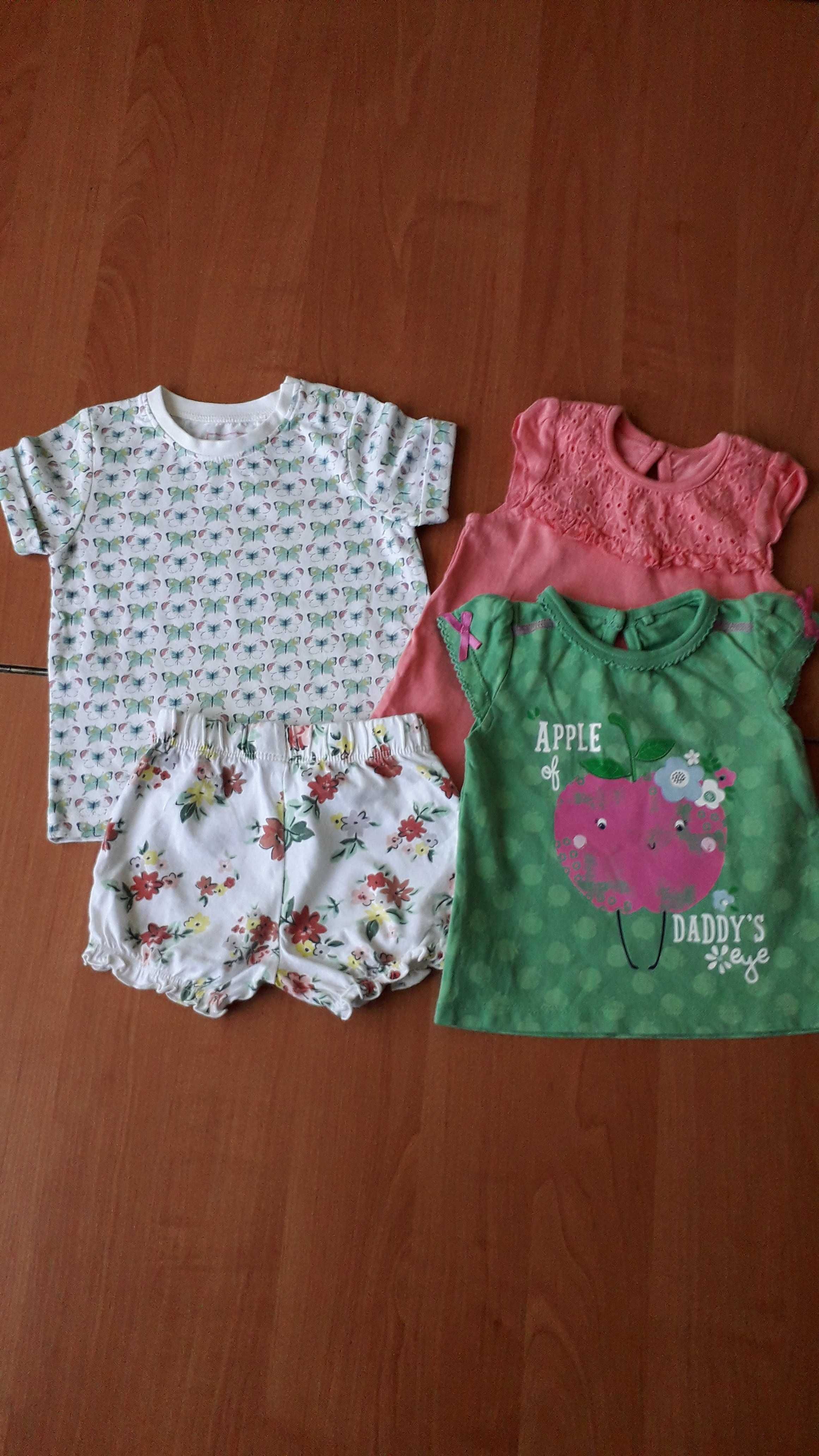 Комплект  летней одежды ( футболки и шорты) для девочки 3-6 месяцев.