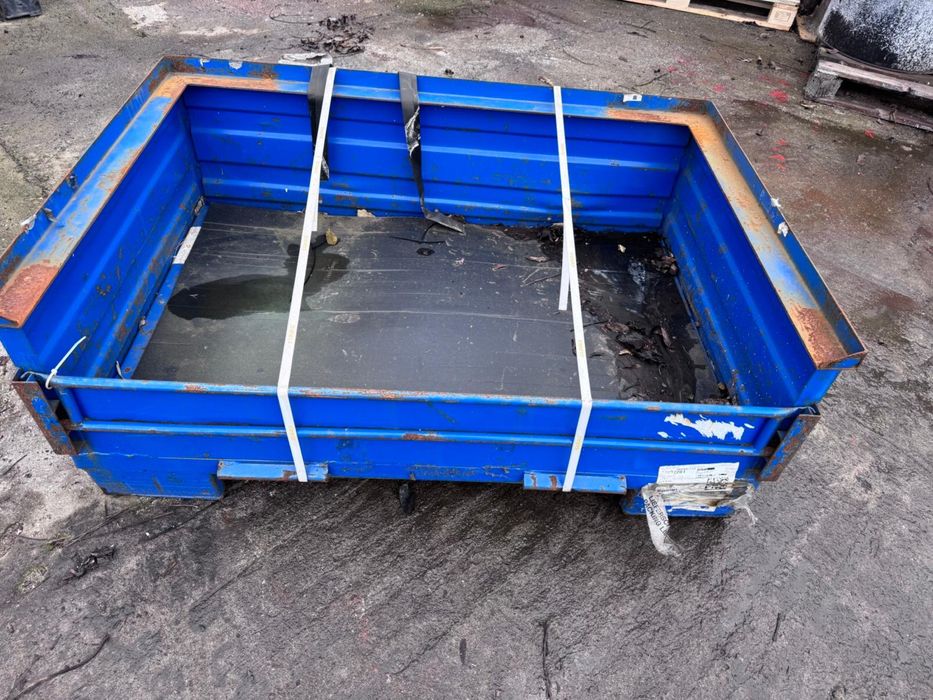 Pojemnik skrzynia metalowa