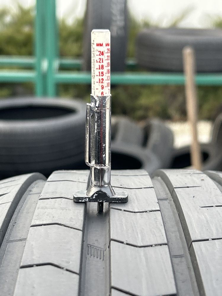 Vredestein 235/55R19 105W Ultrac Satin