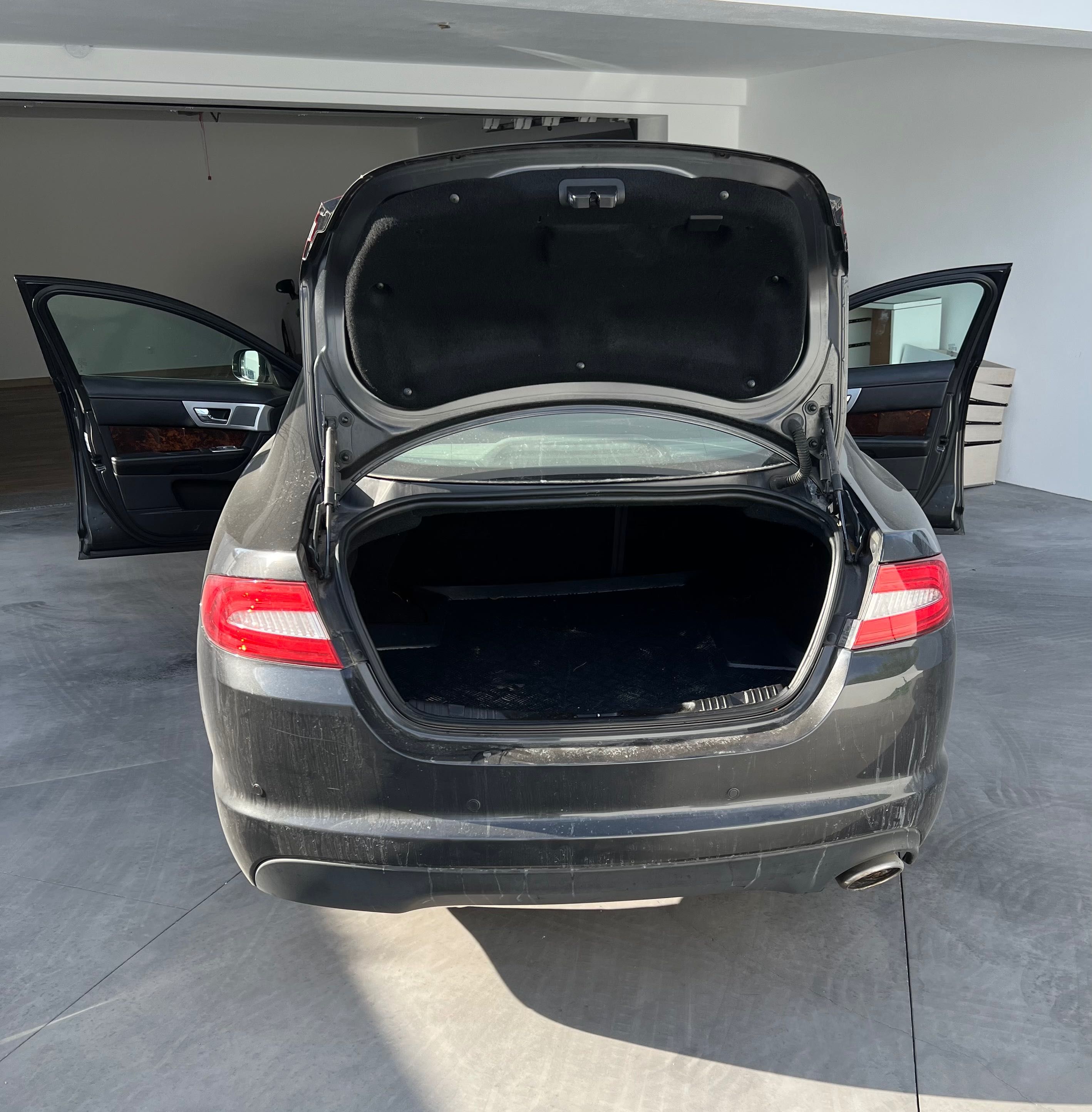 Jaguar XF 2.2 I4D Premium Luxury: