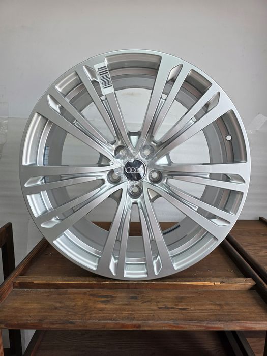 Oryginalna Felga Alufelga Audi A8 D5 20 Cali 4N0601025Q Et 40