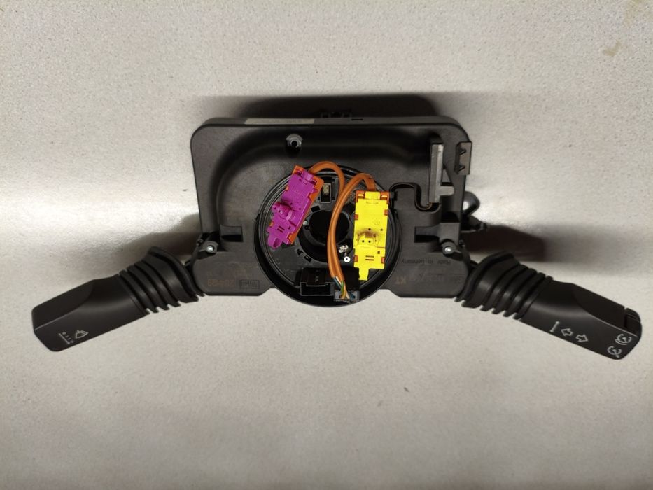 Przełącznik zespolony kierunkowskazów wycieraczek Opel Astra H