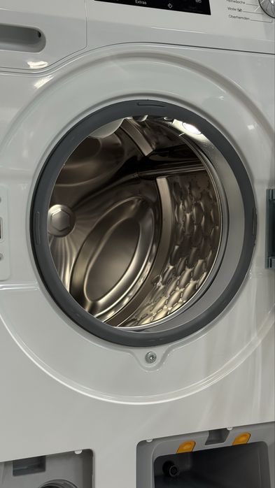 Пральна  машина WEI 895wps. Стан ідеальний. 2024 рік.