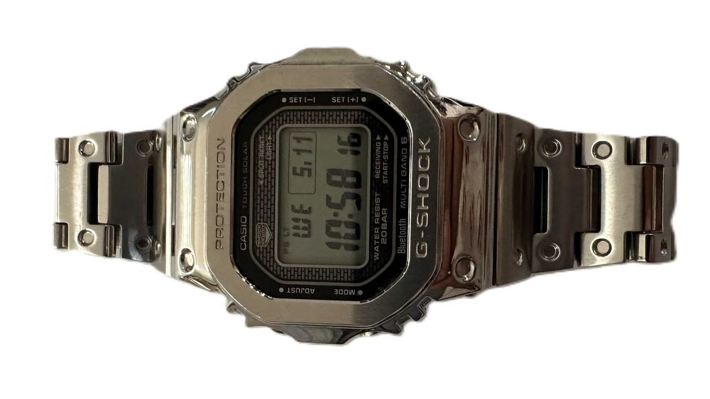 Casio G-Shock GMW-B5000 – stalowy klasyk