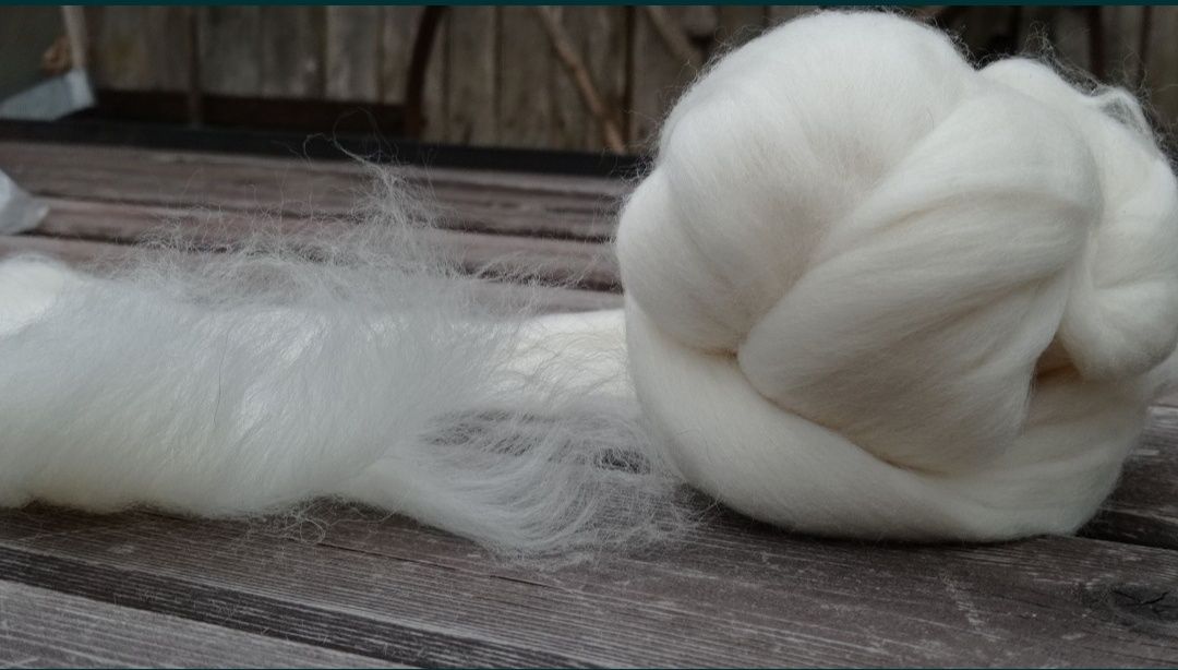 Wełna czesankowa biała merino 18 mic 50 gr czesanka wełniana