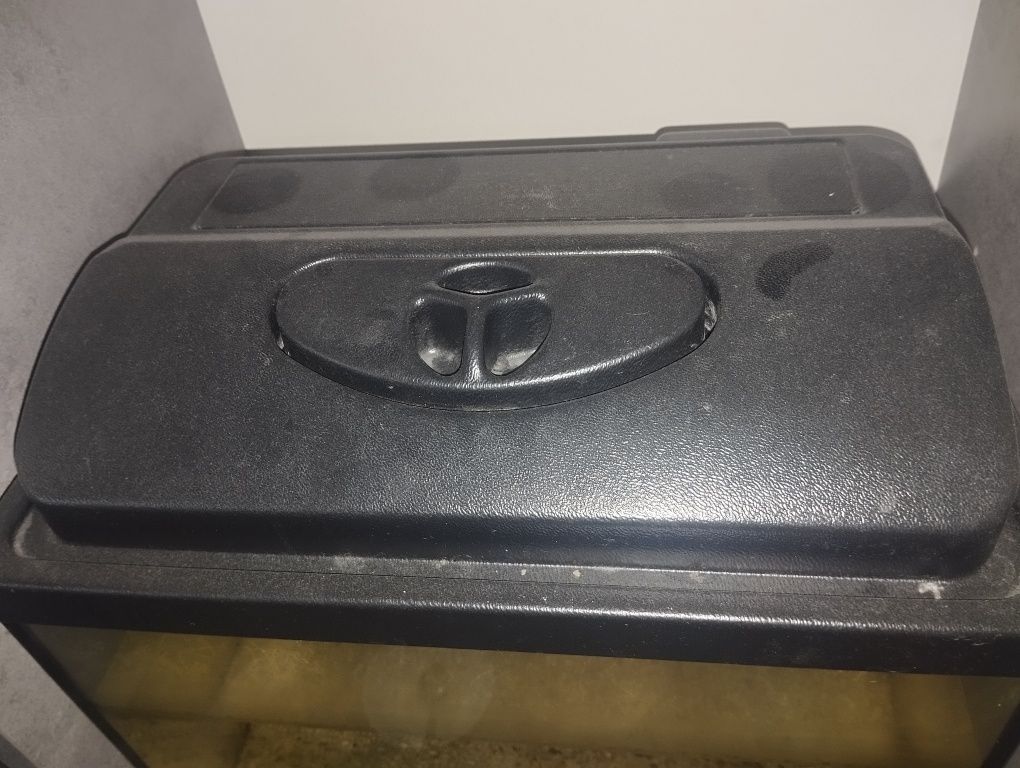 Sprzedam akwarium 30l